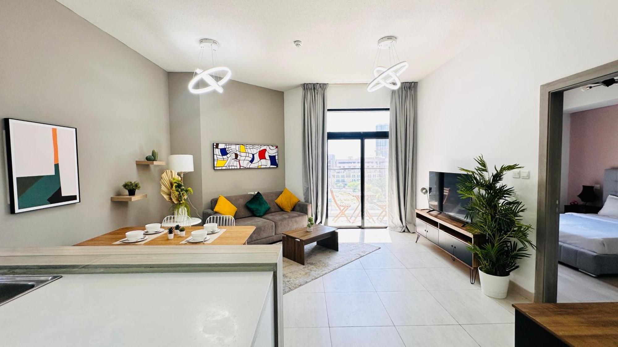 Oyo 1366 Standard One Bedroom Jvc